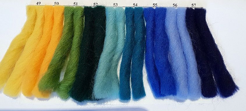mongolische sehr dicke Wolle, neun Farben, von Gelb-, über Grün- hin zu Blautönen